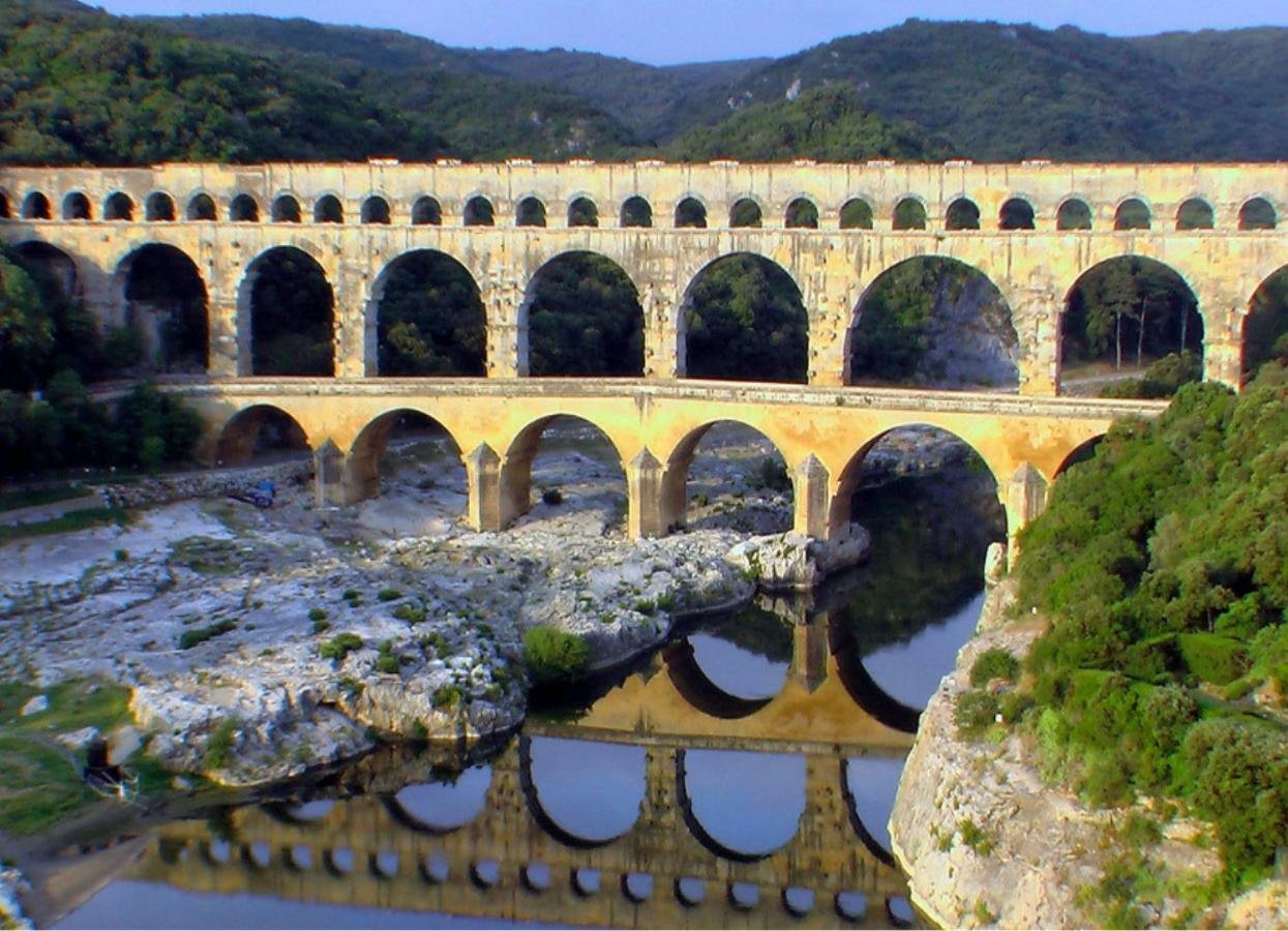 Le Logis De L'Etoile Apartment Nimes Luaran gambar