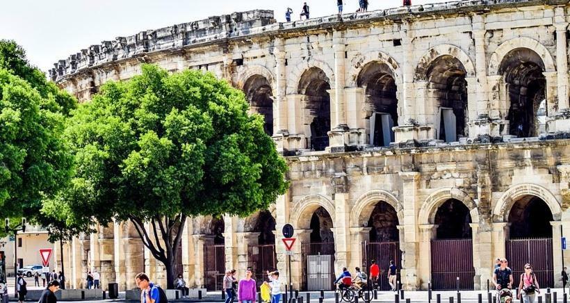 Le Logis De L'Etoile Apartment Nimes Luaran gambar